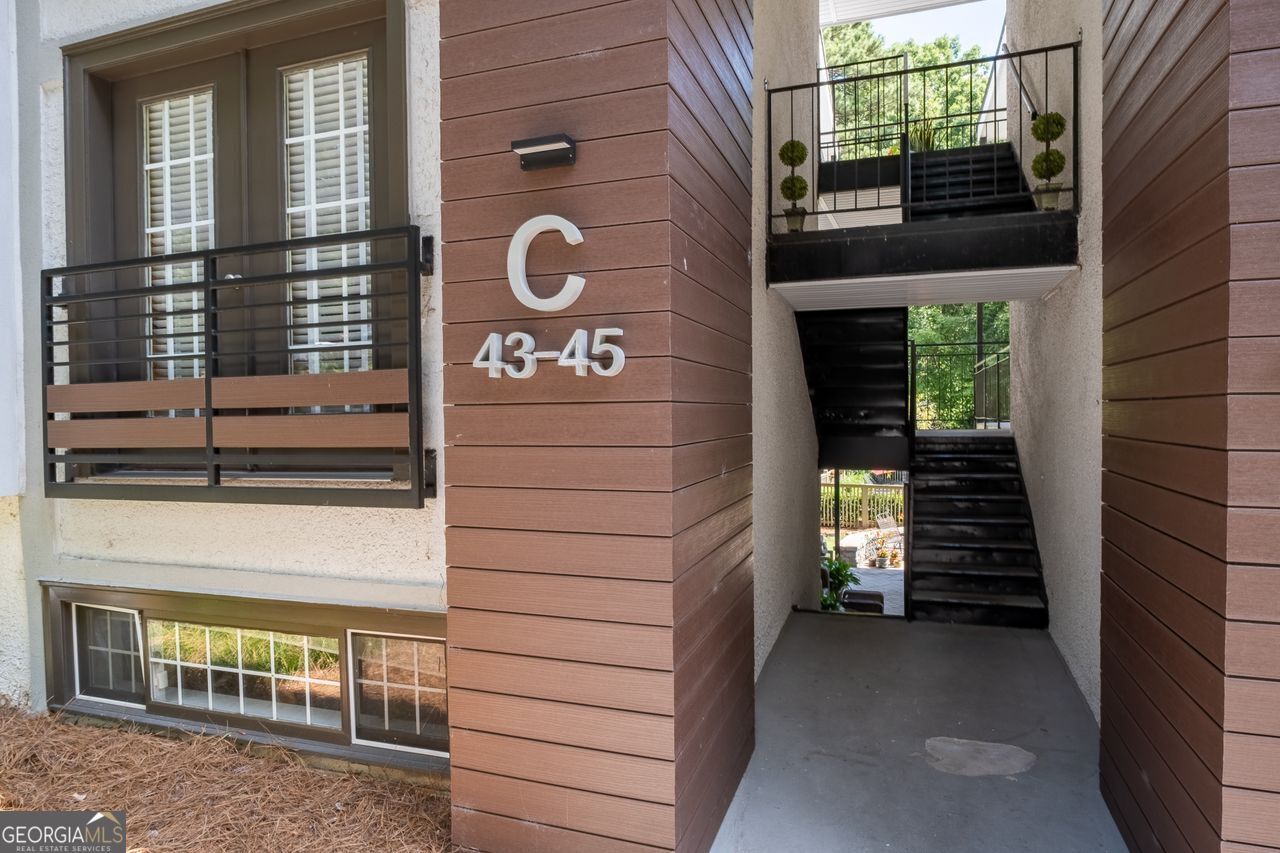 1445 Monroe DR NE C-45