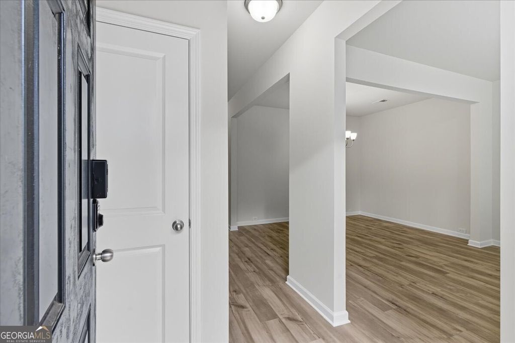 Photo of 2832 Saratoga Lake View, Decatur, GA 30034 (MLS # 10678366)