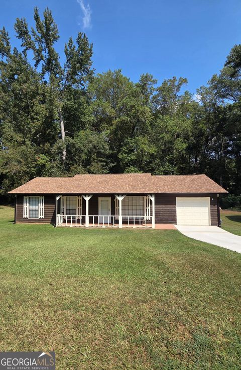 Photo of 8220 Englewood Trail, Riverdale, GA 30274 (MLS # 10608400)