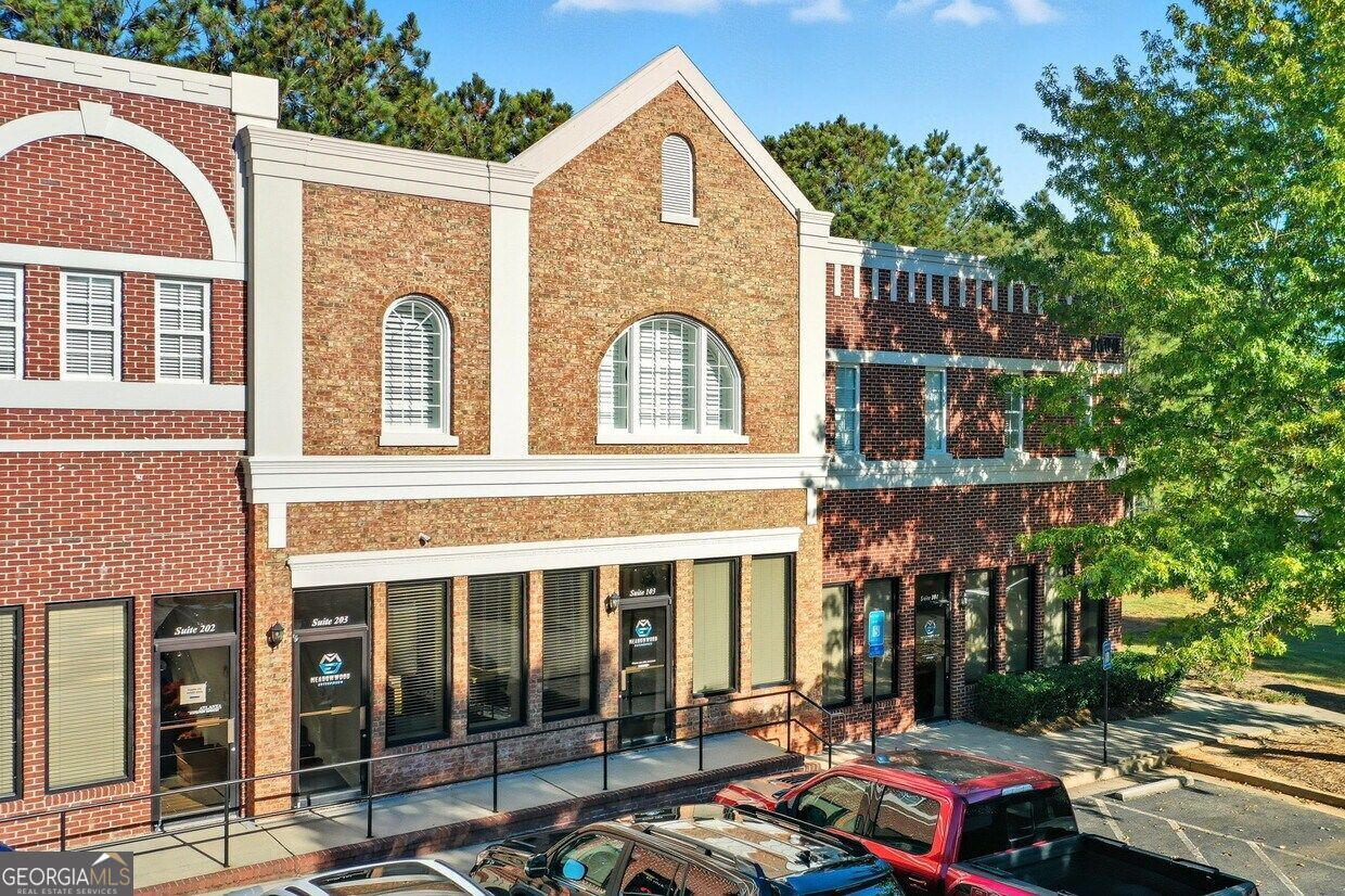 1600 River Park BLVD 204