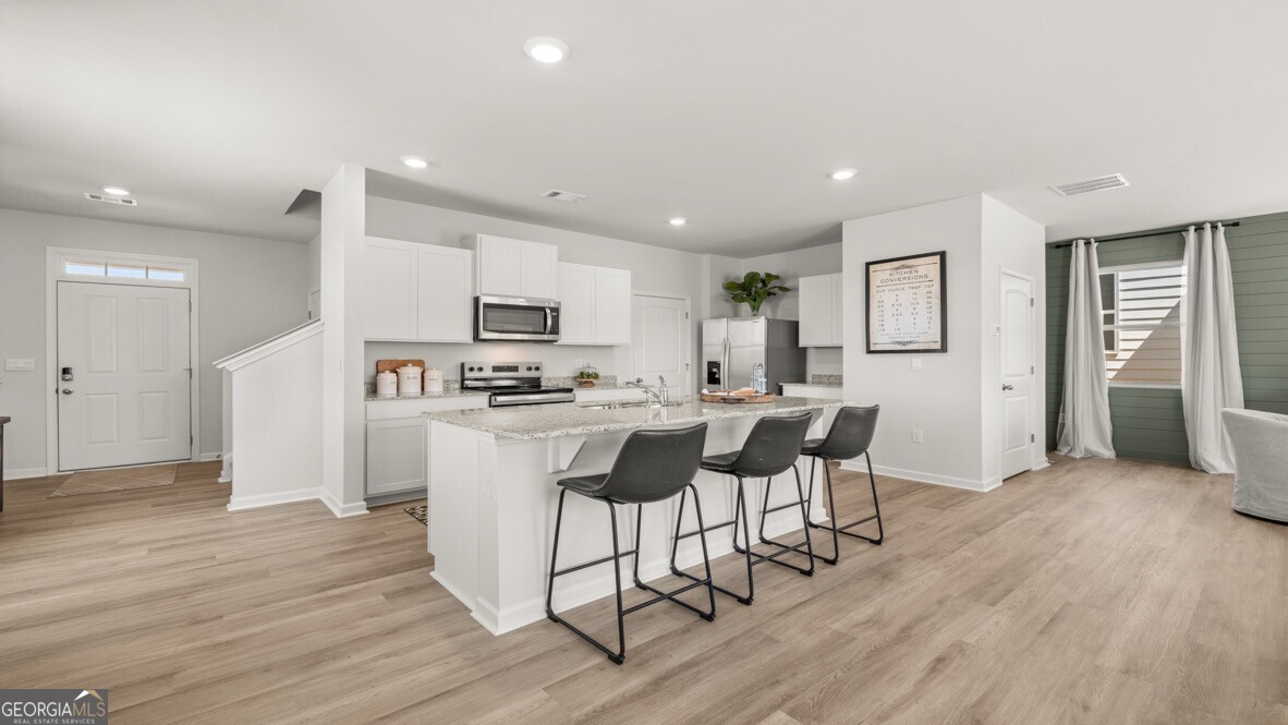 3038 Manor Hill PL