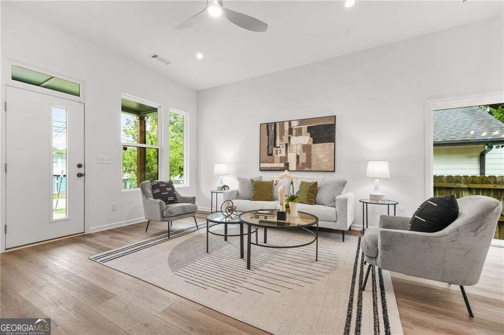 Photo of 815 Cameron M Alexander Boulevard NW, Atlanta, GA 30318 (MLS # 10780583)