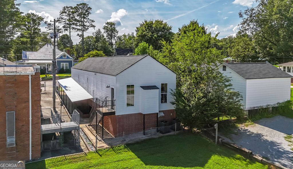 Photo of 3635 US Hwy 27, Buchanan, GA 30113 (MLS # 10776156)