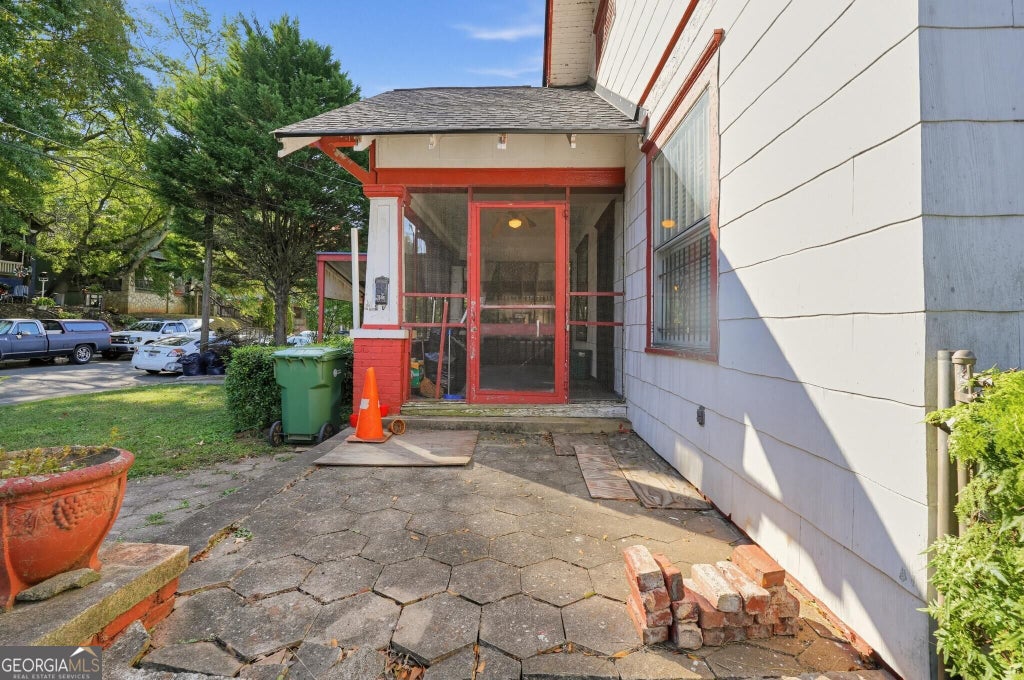 Photo of 1401 Fairbanks Street SW, Atlanta, GA 30310 (MLS # 10879299)