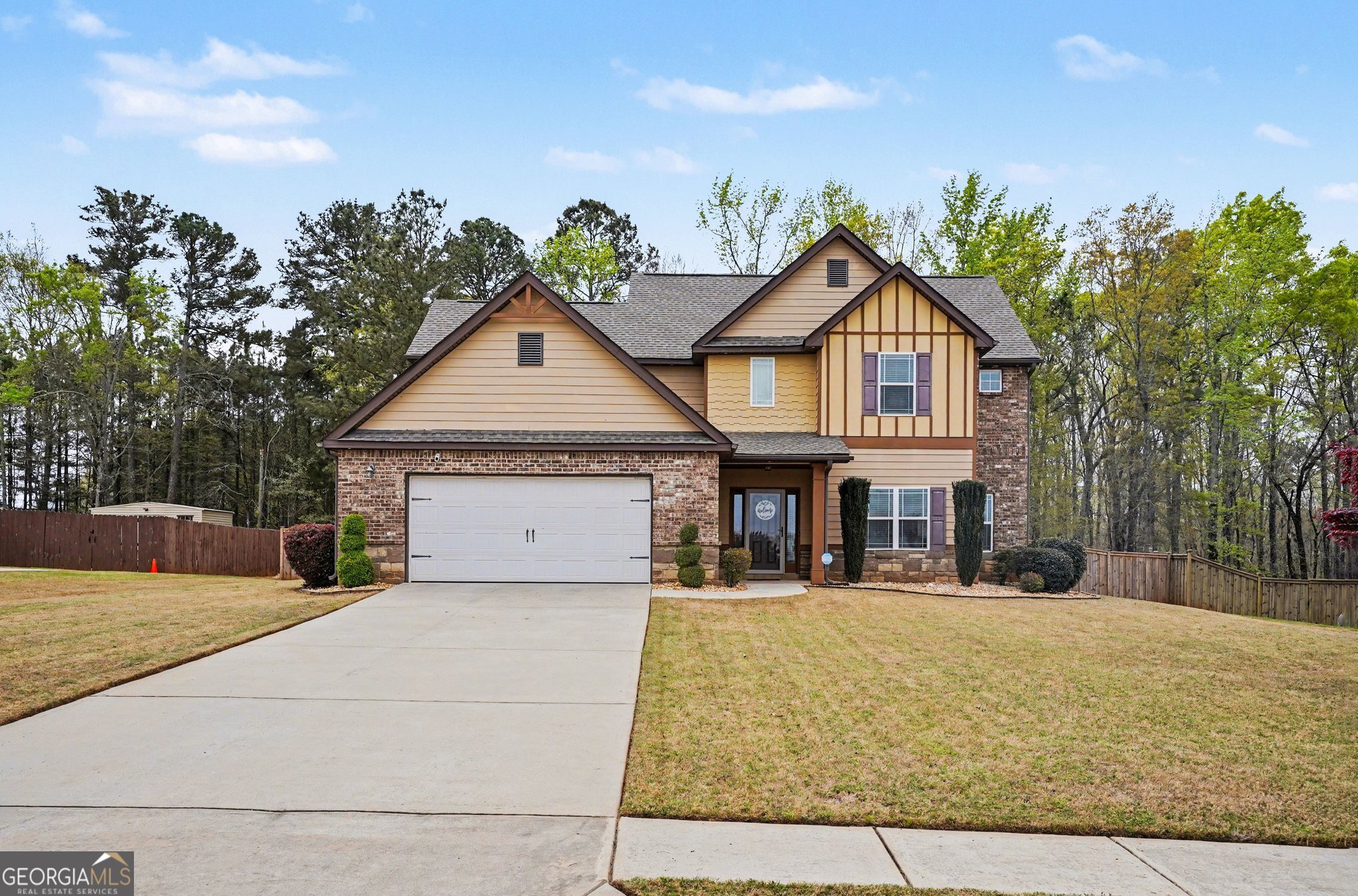197 Tapestry DR