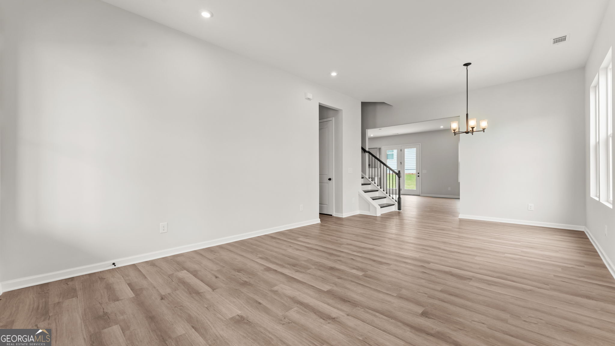 4326 Buttonwood LN