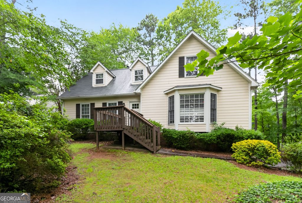 Photo of 3999 Tall Pine Drive, Marietta, GA 30062 (MLS # 10782193)