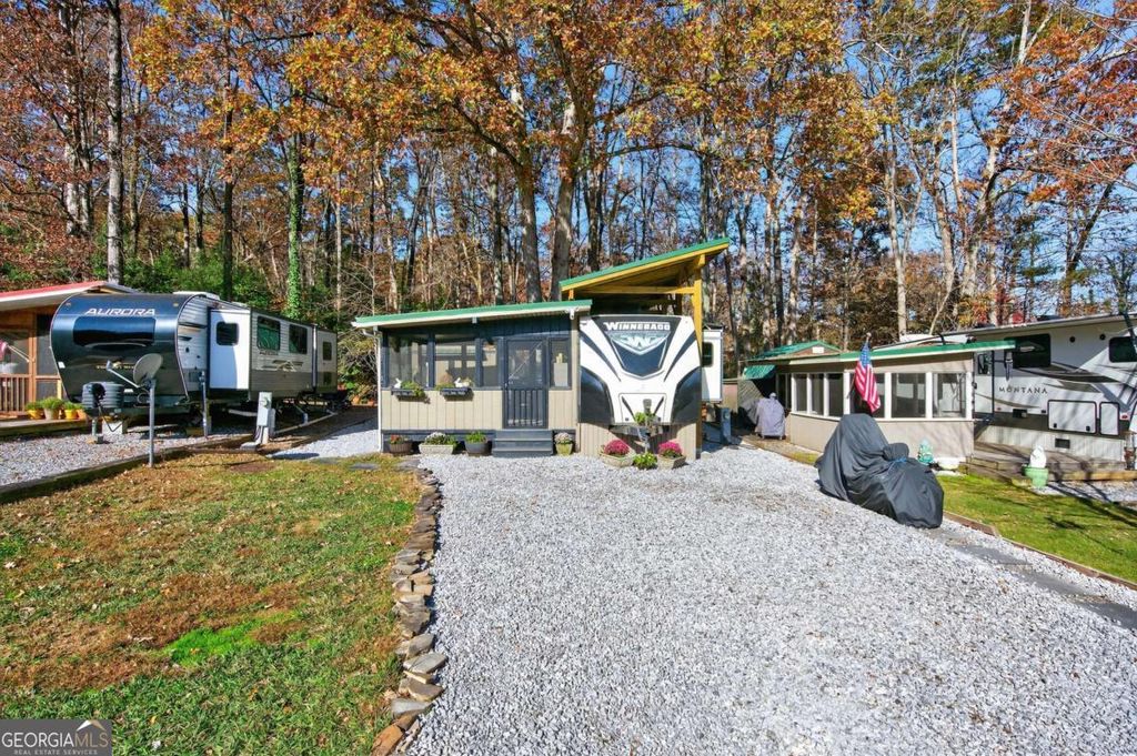 Photo of 324 Leisure Acres Drive, Cleveland, GA 30528 (MLS # 10717068)