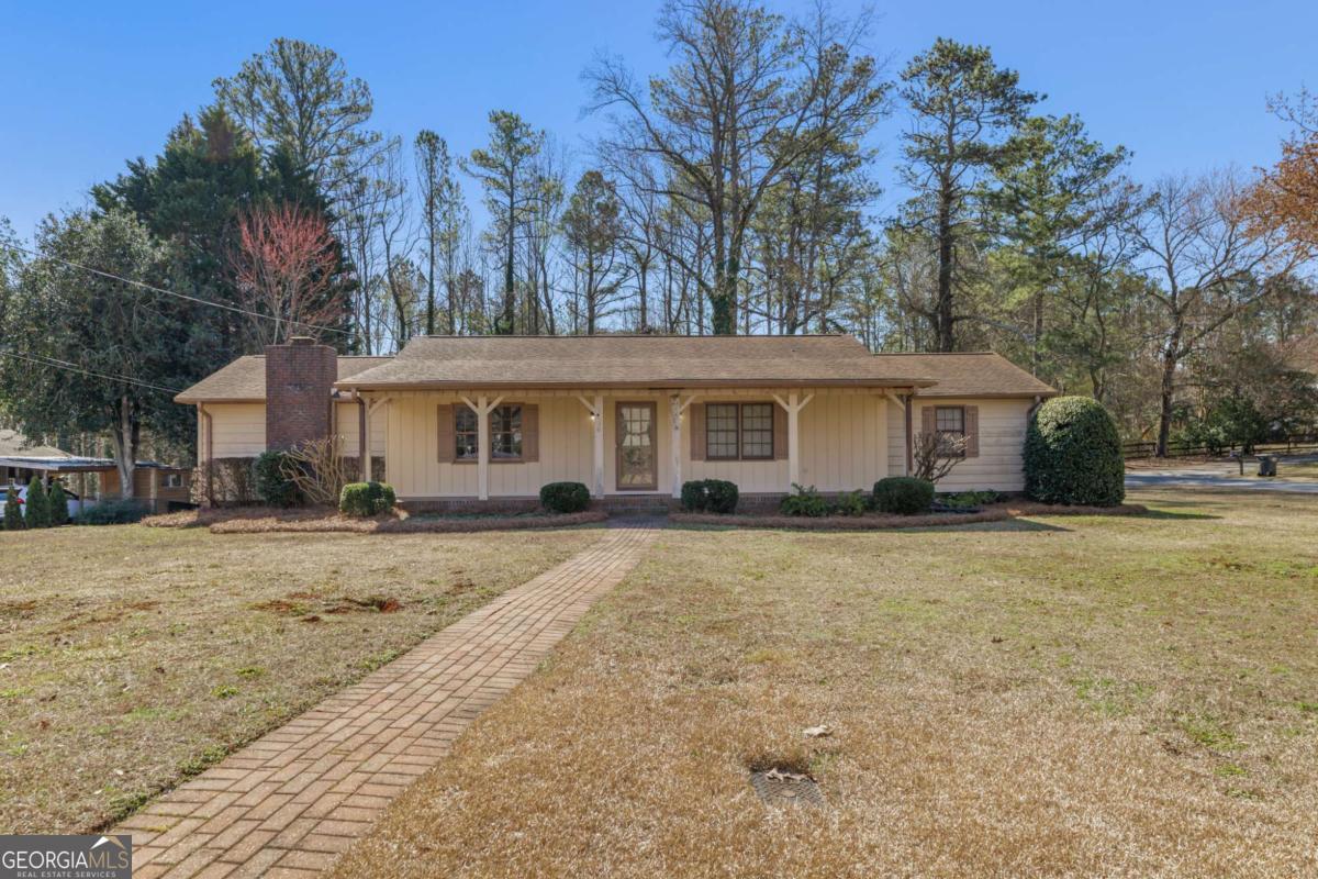 This great Ranch home sits on a gorgeous 1/2 acre lot in a well established neighborhood. Rare find for right now! A move in ready home for under $400,000 in the Harrison HS district. You can move right in or make it your own at this price. Like the charm of older homes, this one has multiple living spaces. The beamed ceiling family room with its floor to ceiling brick fireplace is where you will want to hang out. The kitchen and breakfast room are perfectly sunlit and so cute! For a more formal feel, you also have a very large Living room. 3 generous sized bedrooms, master bath with double vanities and shower. Need some outdoor space? The vaulted screened porch is a must as well! Bring your pets to the small fenced backyard. And if you need storage, this house also gives you a partial basement. This home is a truly a gem and a find in this market. It has been very loved but is being sold as/is. Hurry!!