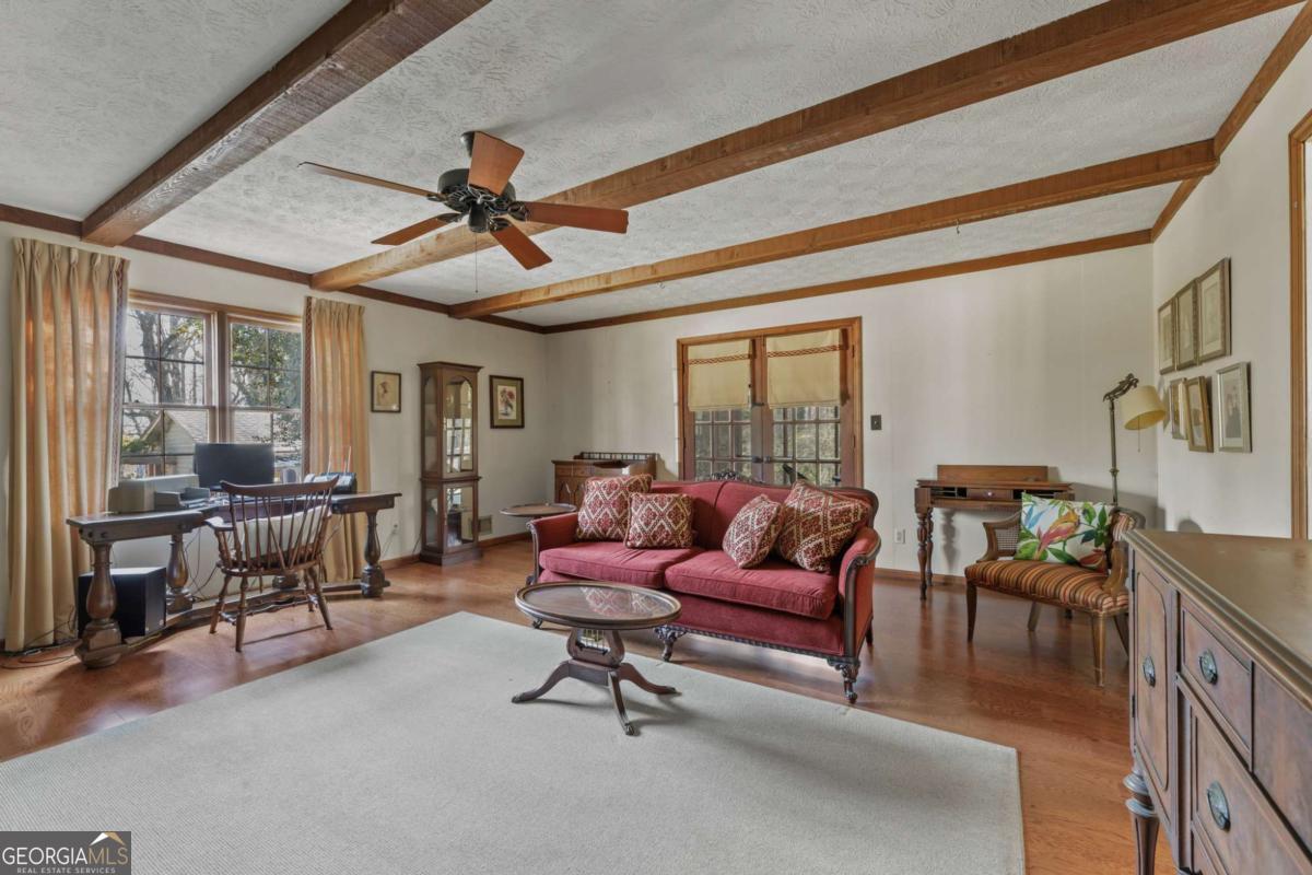Burnt Hickory Hills - Residential