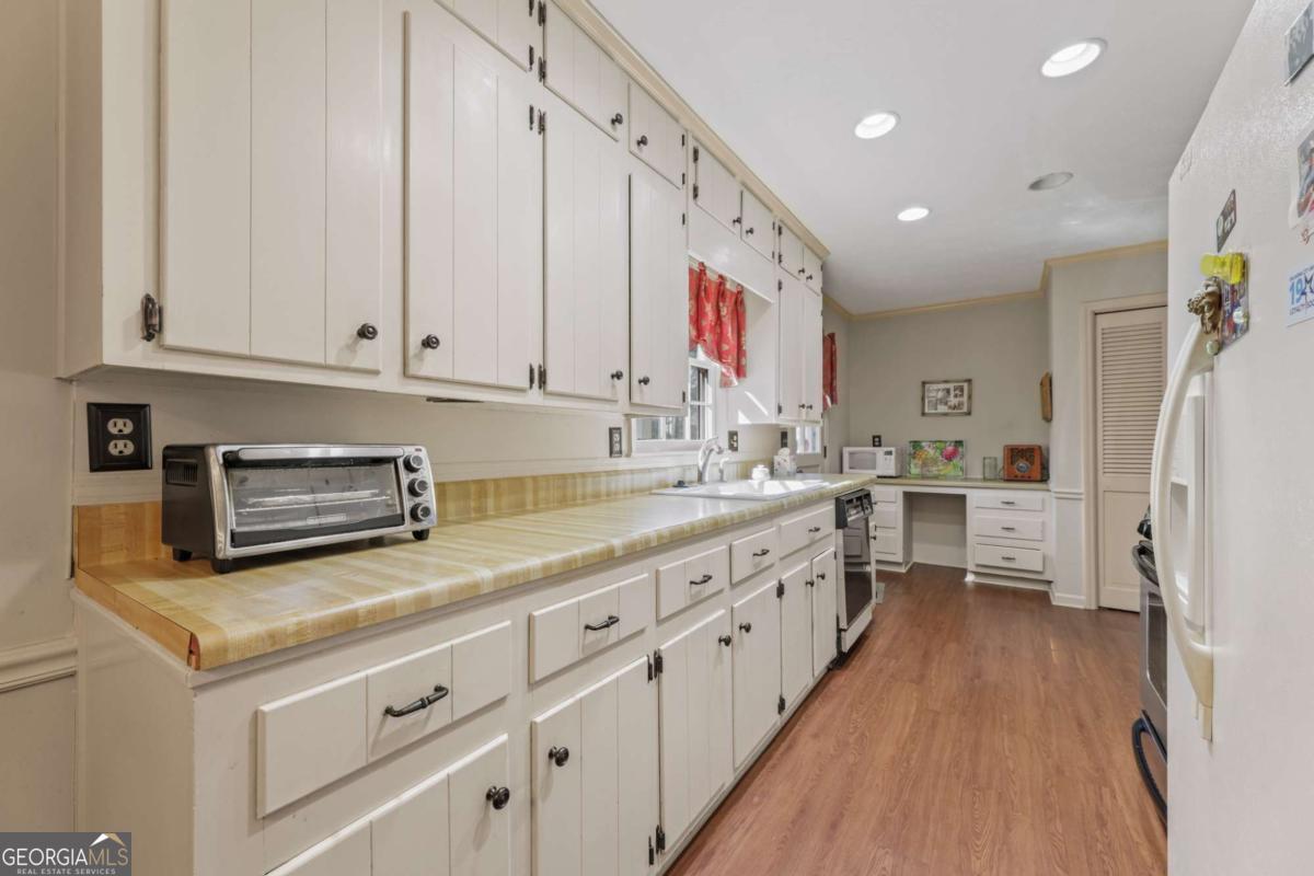 Burnt Hickory Hills - Residential