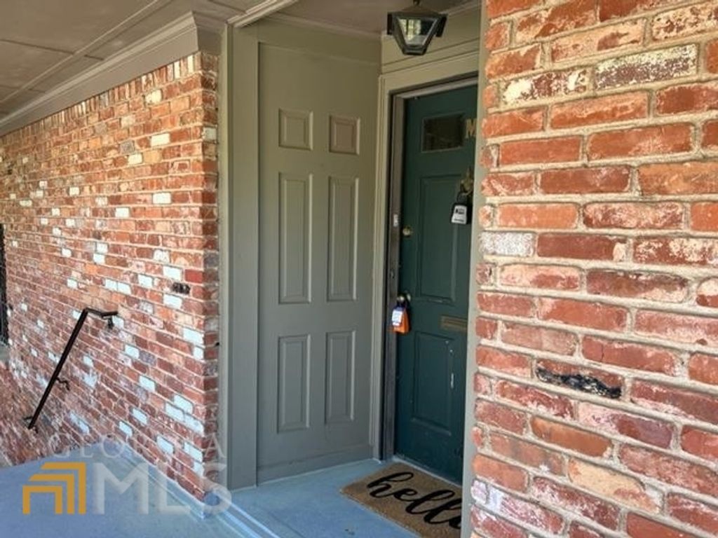 Photo of 3097 Colonial Way #M, Chamblee, GA 30341 (MLS # 10770441)