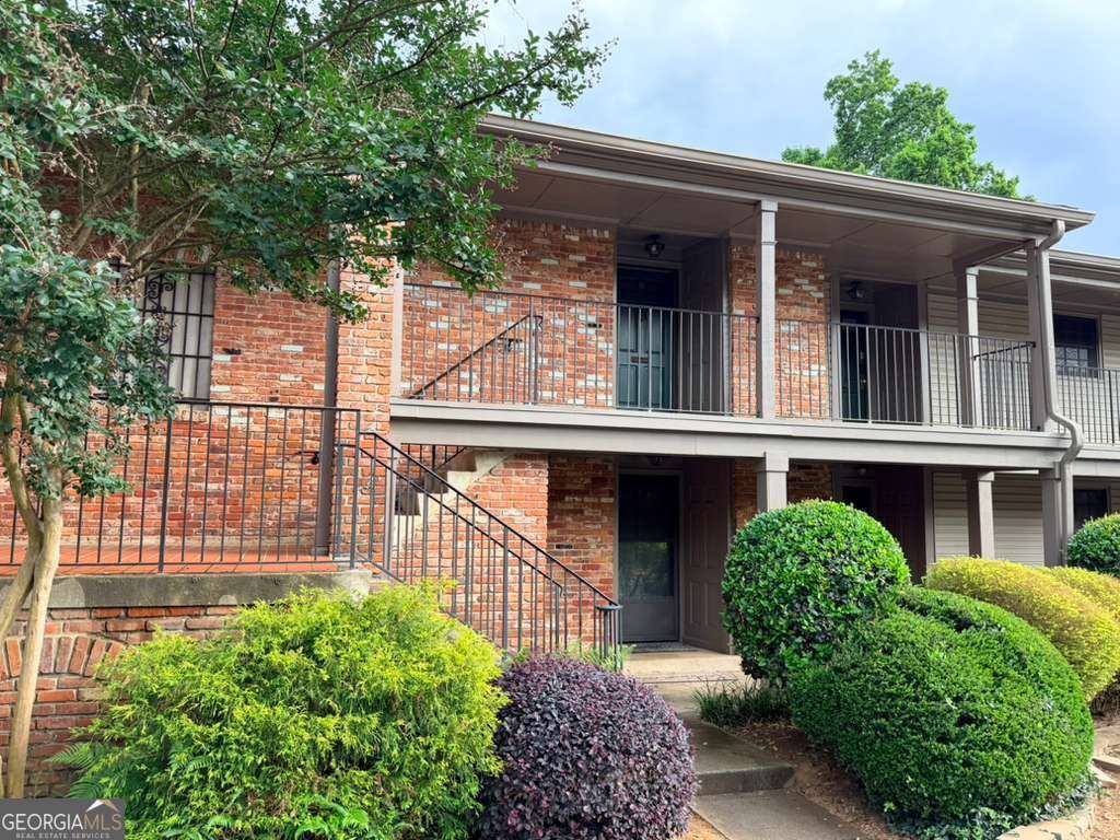 Photo of 3097 Colonial Way #M, Chamblee, GA 30341 (MLS # 10770441)