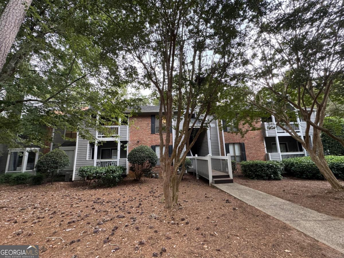 Roswell Springs - Residential