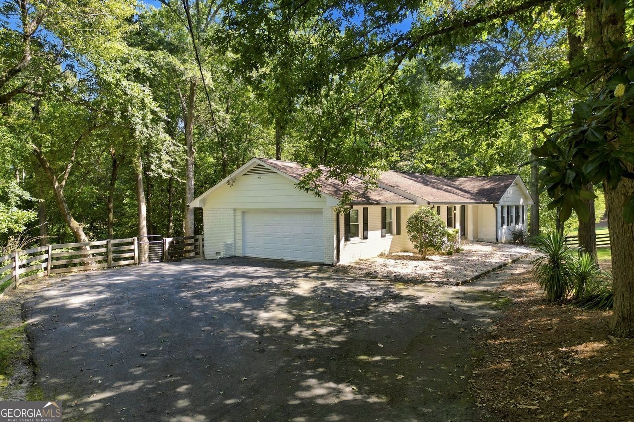 1770 Redd RD