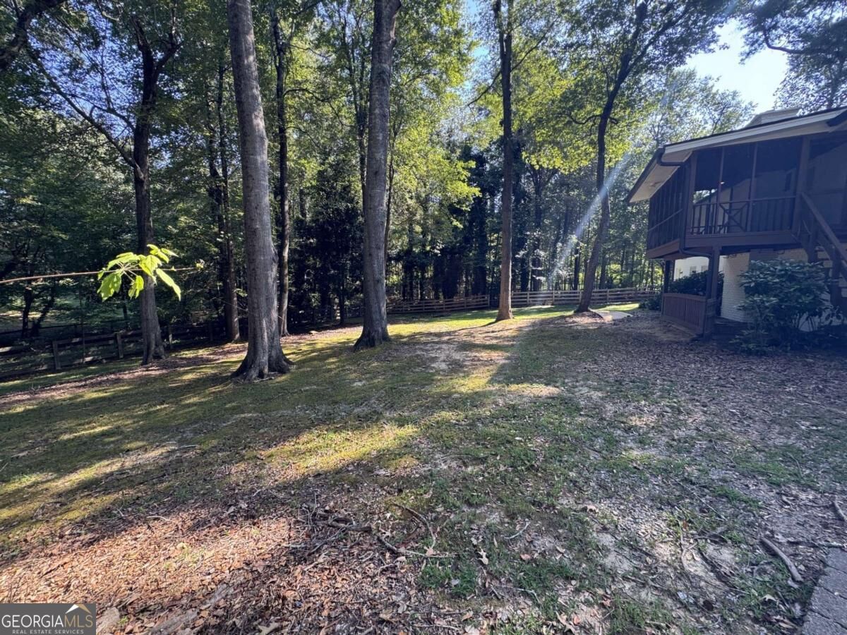 1770 Redd RD