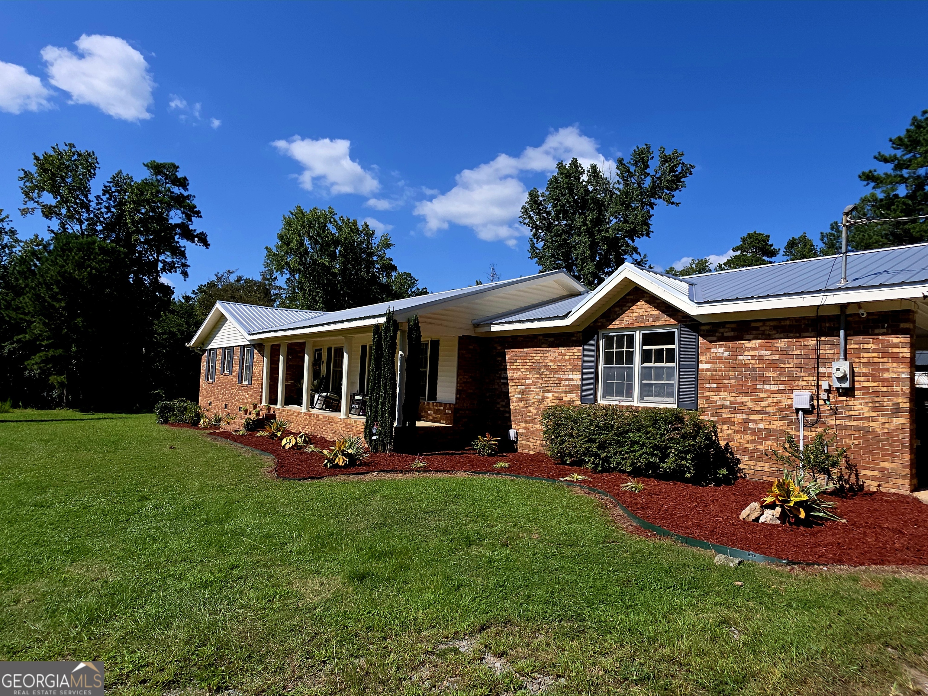 251 Pettigrew RD NW