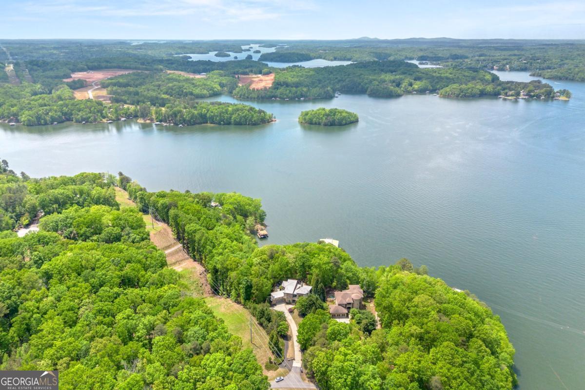 561 Bayberry Crossing DR