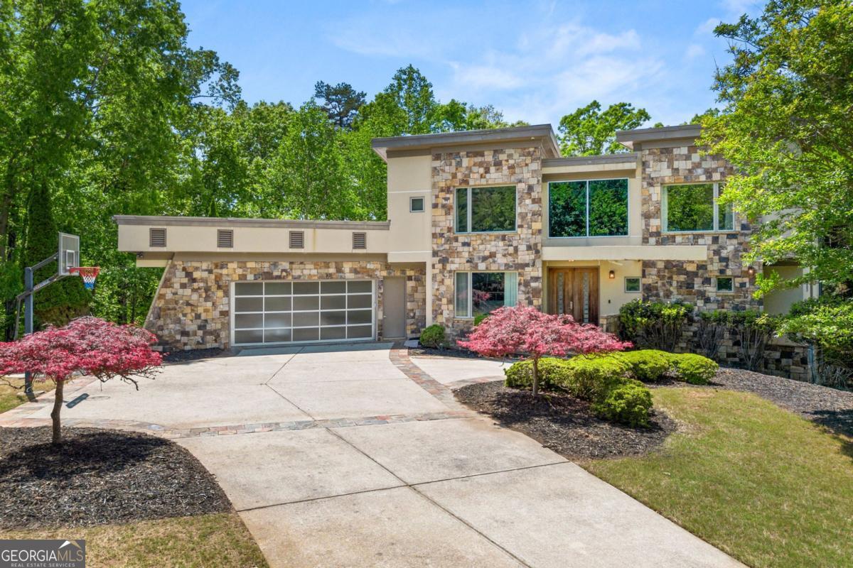 561 Bayberry Crossing DR
