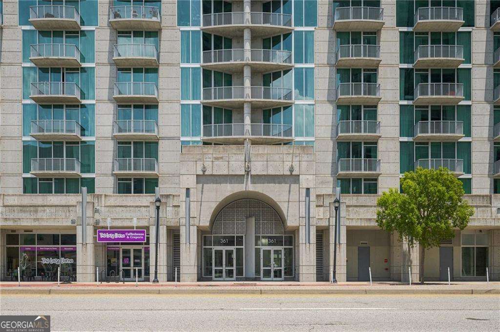 361 17th Street NW 2418