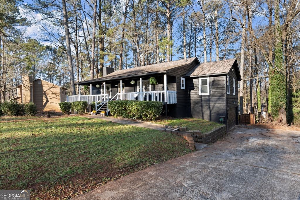Photo of 3171 Jessica Drive, Douglasville, GA 30135 (MLS # 10785752)