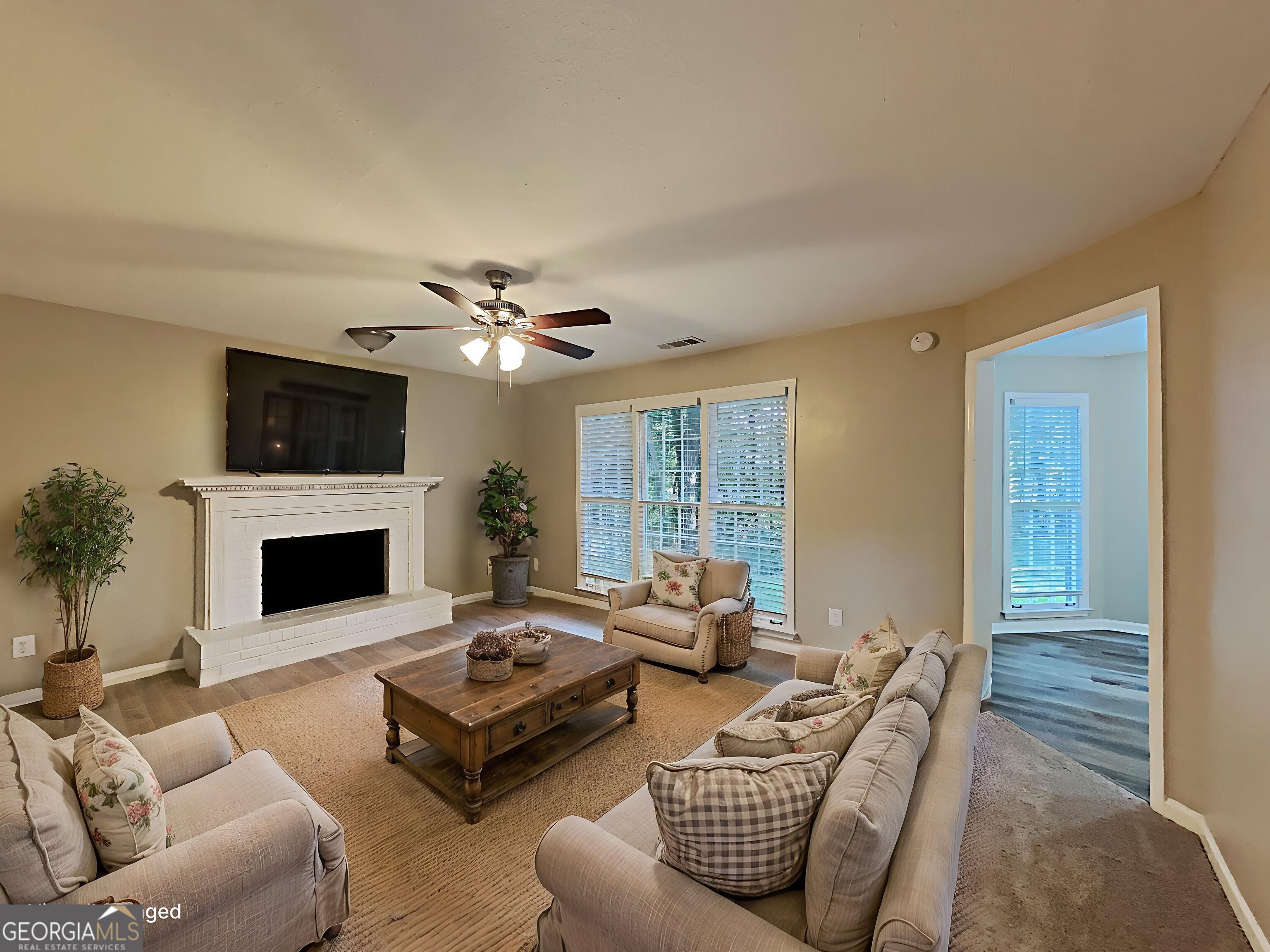 4423 Turnberry CT