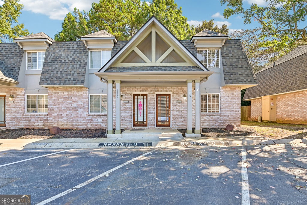 Photo of 115 Rondak Circle SE, Smyrna, GA 30080 (MLS # 10874791)