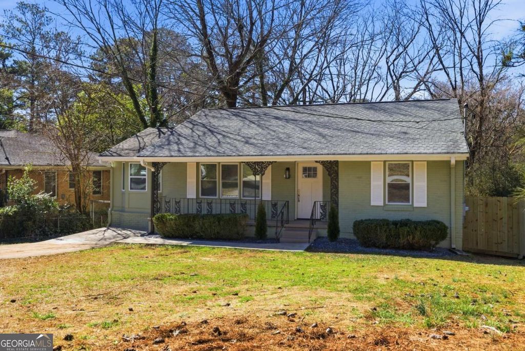 Photo of 1903 S Columbia Place, Decatur, GA 30032 (MLS # 10693888)