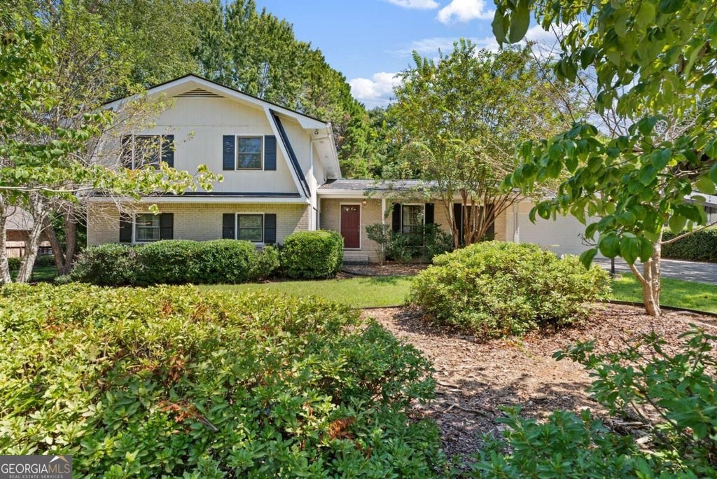 Photo of 5161 Joel Lane, Dunwoody, GA 30360 (MLS # 10848430)