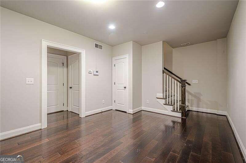 Encore Walk - Residential