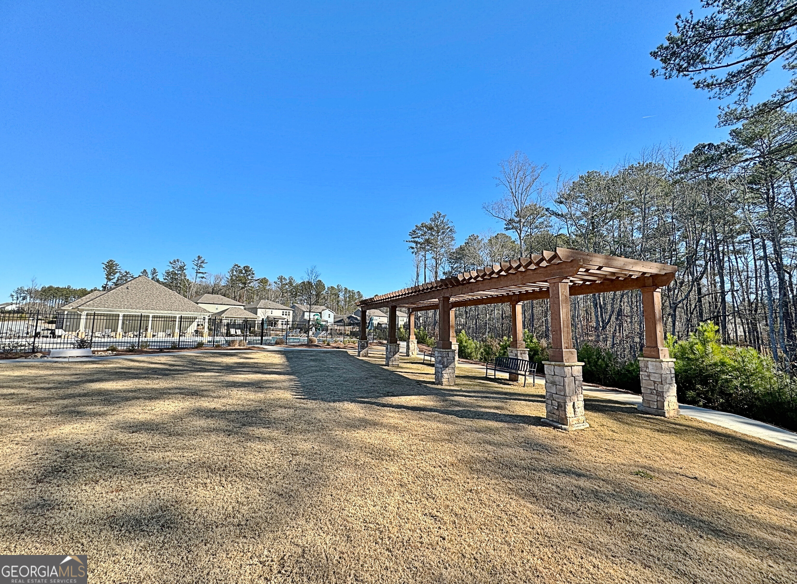 Peachtree City, Georgia 30269, United States, 5 Bedrooms Bedrooms, ,3 BathroomsBathrooms,Residential,Active,207884