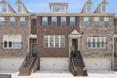 Townhouse in Brookhaven GA 2125 Pembroke Dr 2.jpg