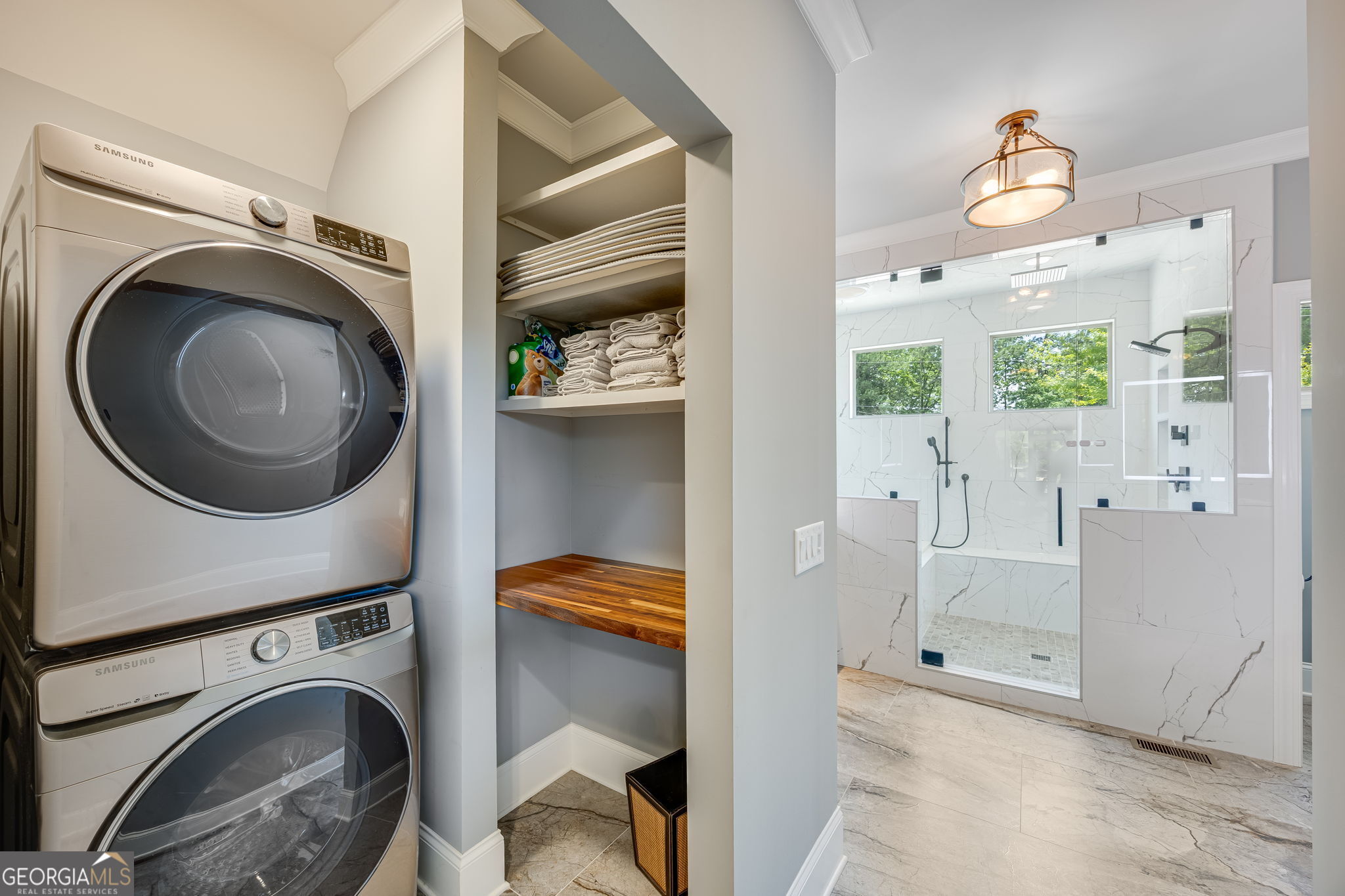 Flowery Branch, Georgia 30542, United States, 4 Bedrooms Bedrooms, ,6 BathroomsBathrooms,Residential,Active,155348