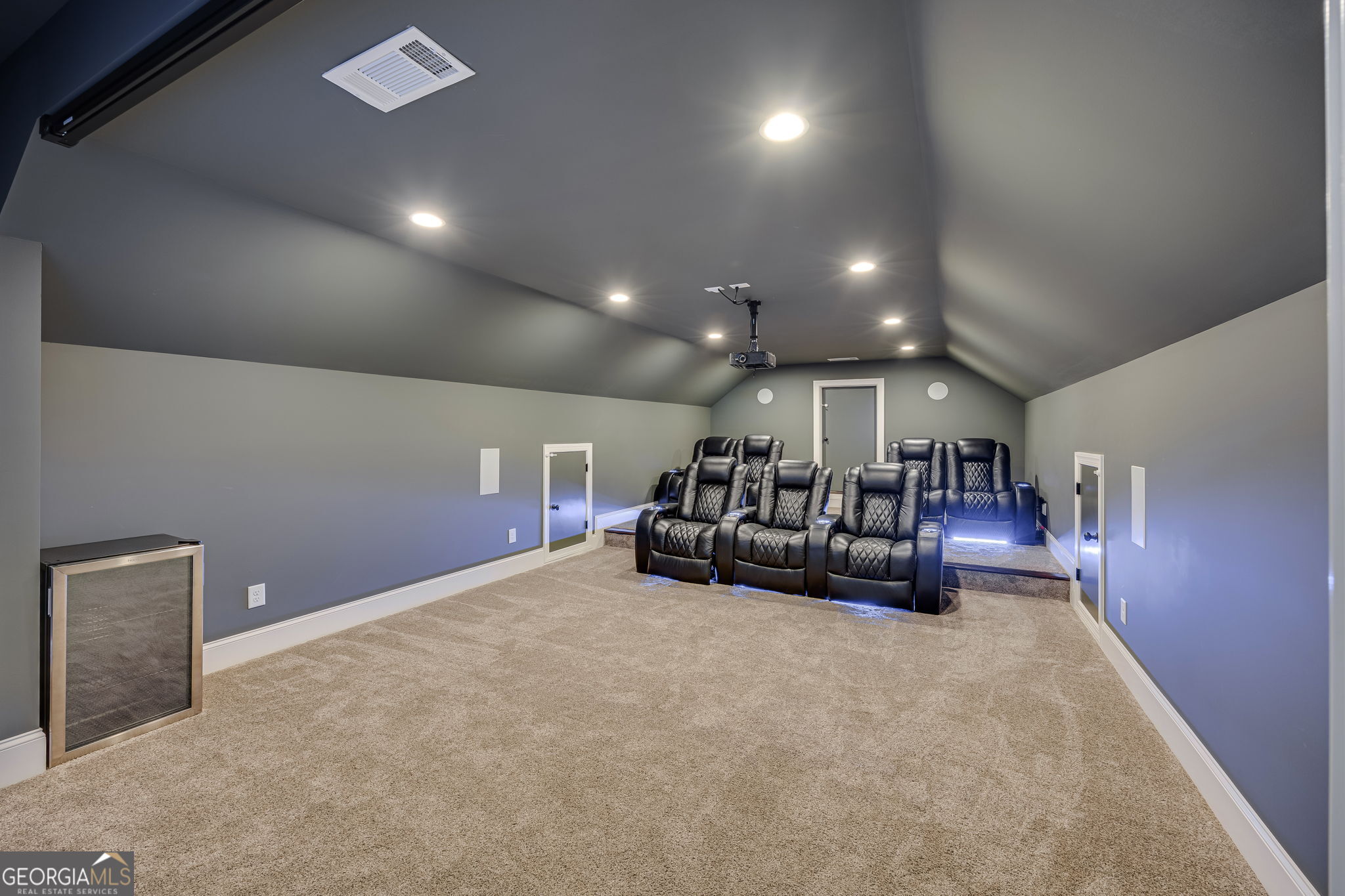 Flowery Branch, Georgia 30542, United States, 4 Bedrooms Bedrooms, ,6 BathroomsBathrooms,Residential,Active,155348