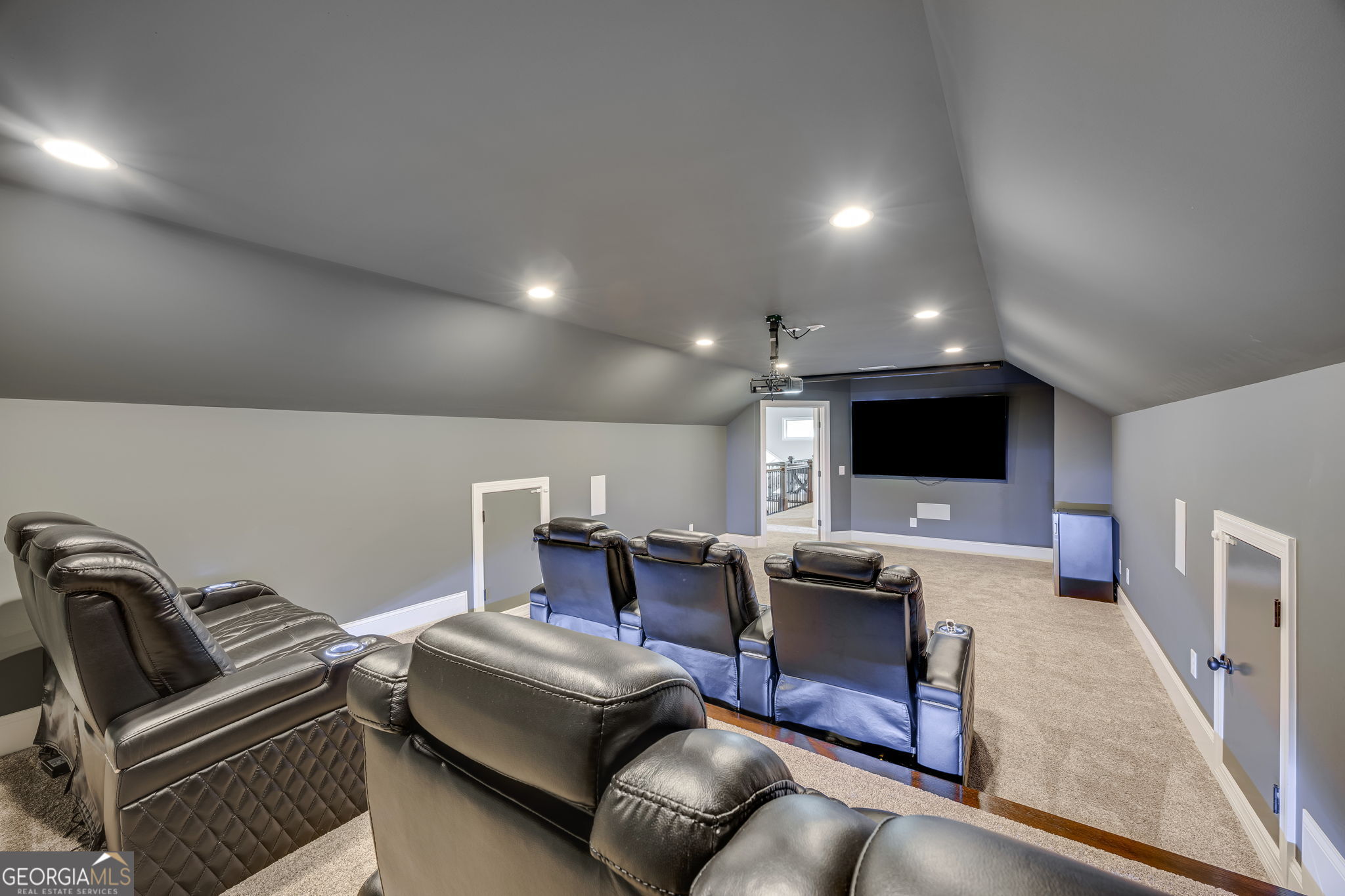 Flowery Branch, Georgia 30542, United States, 4 Bedrooms Bedrooms, ,6 BathroomsBathrooms,Residential,Active,155348