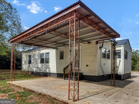 A home in Barnesville