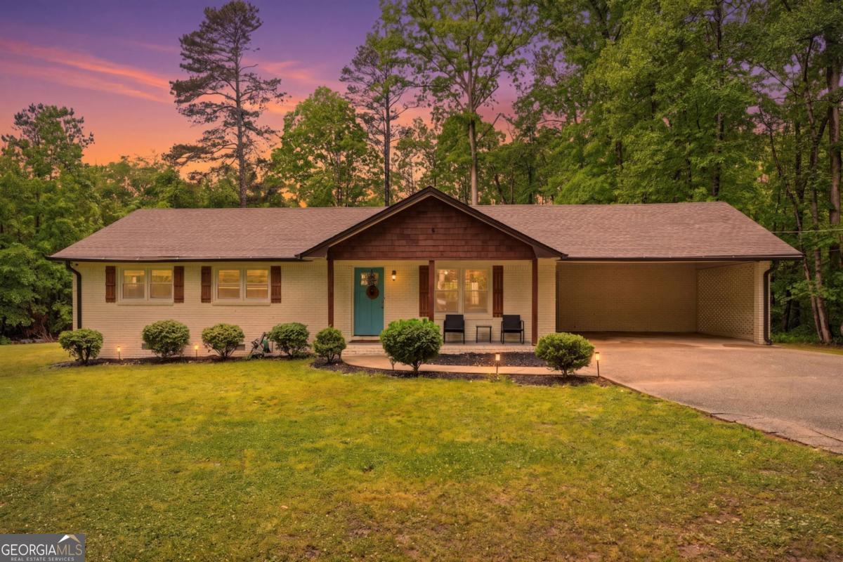 405 W Barbara LN