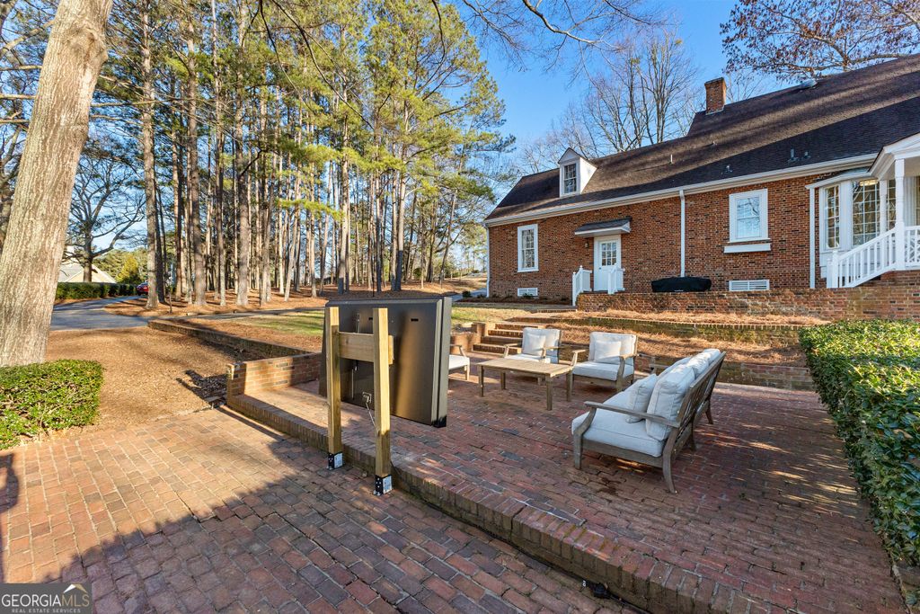 listing image 110