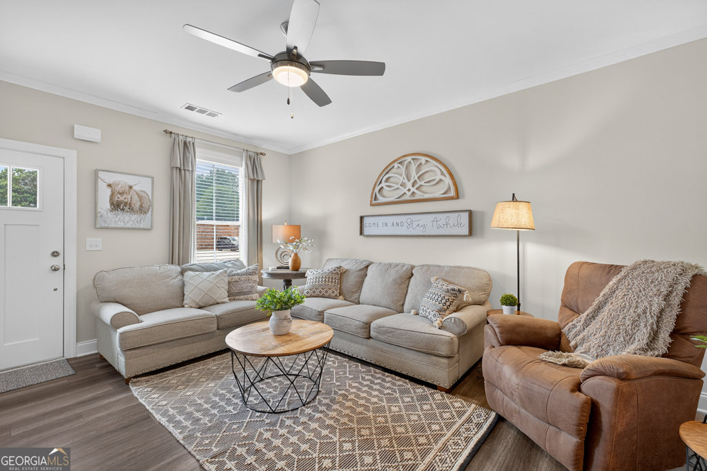 112 Magnolia PL