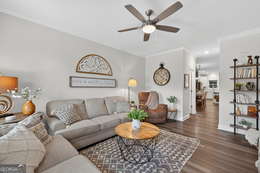 112 Magnolia PL