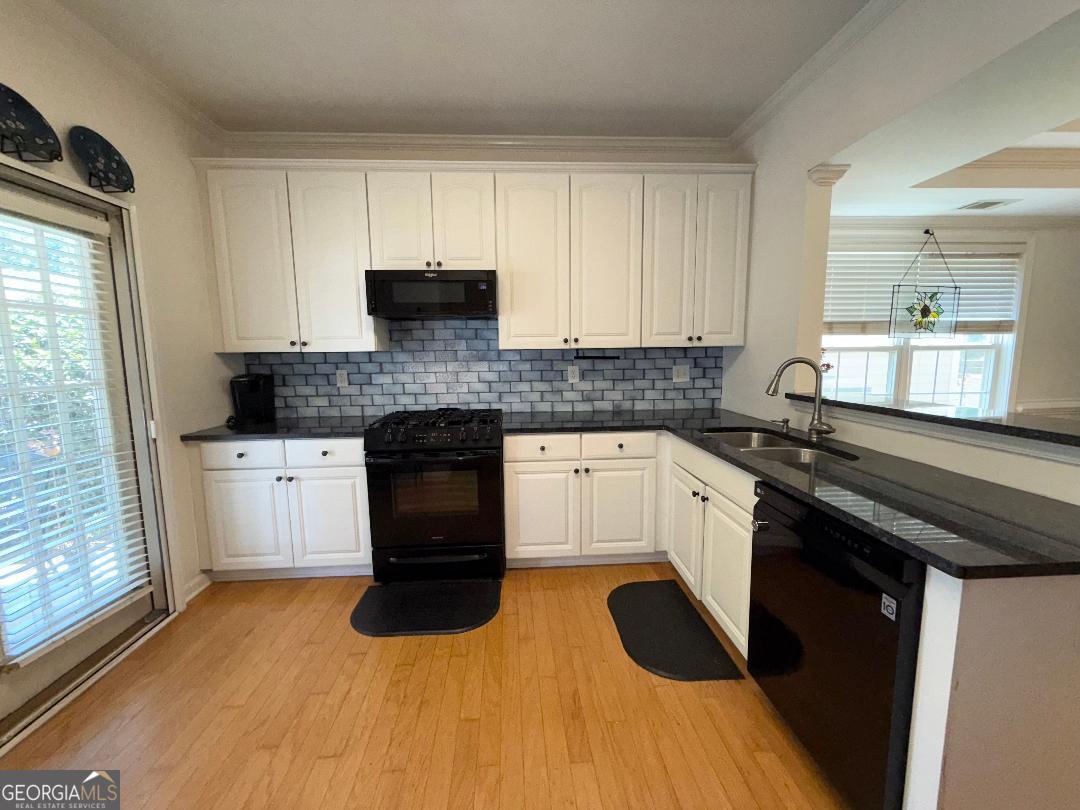 2075 Pine Tree DR E1