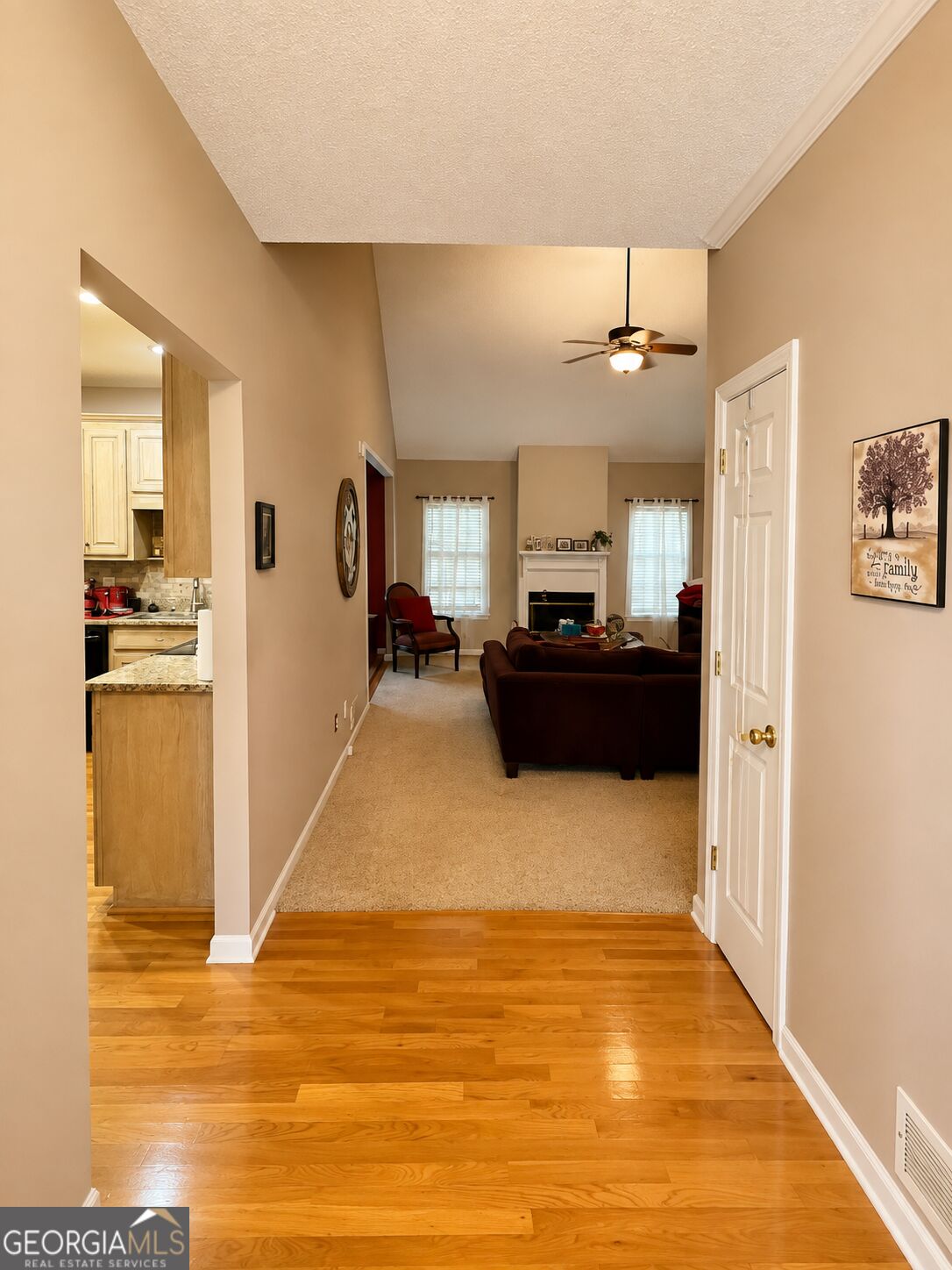 136 Eagles Nest CIR