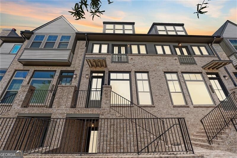 Reverie on Cumberland - Residential