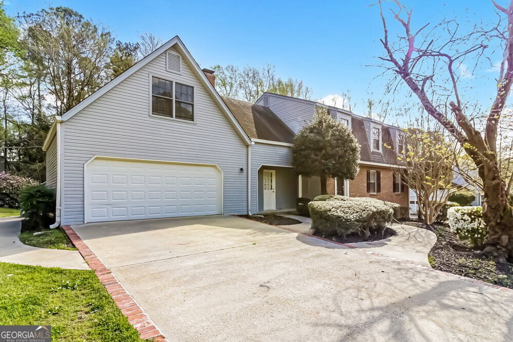 Photo of 1401 Rhododendron Drive NW, Acworth, GA 30102 (MLS # 10654899)