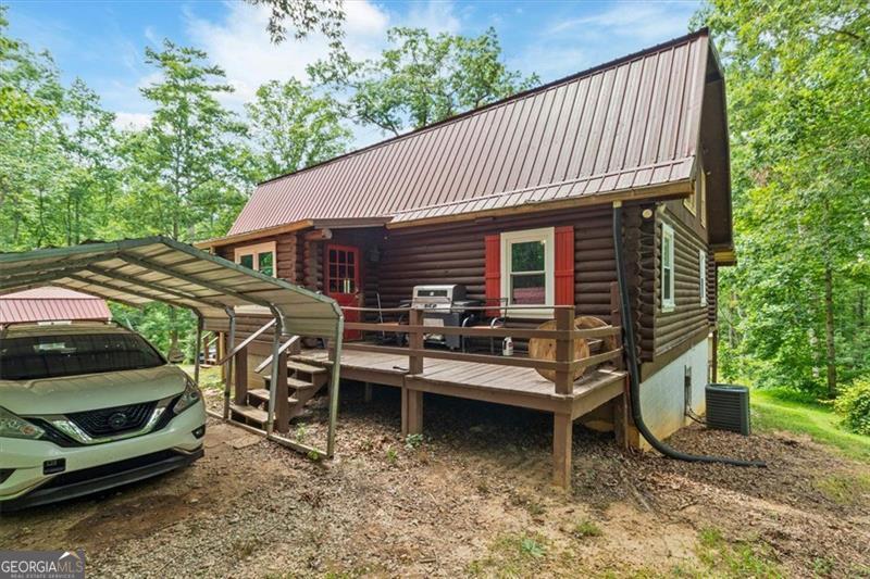 113 GOLDEN property