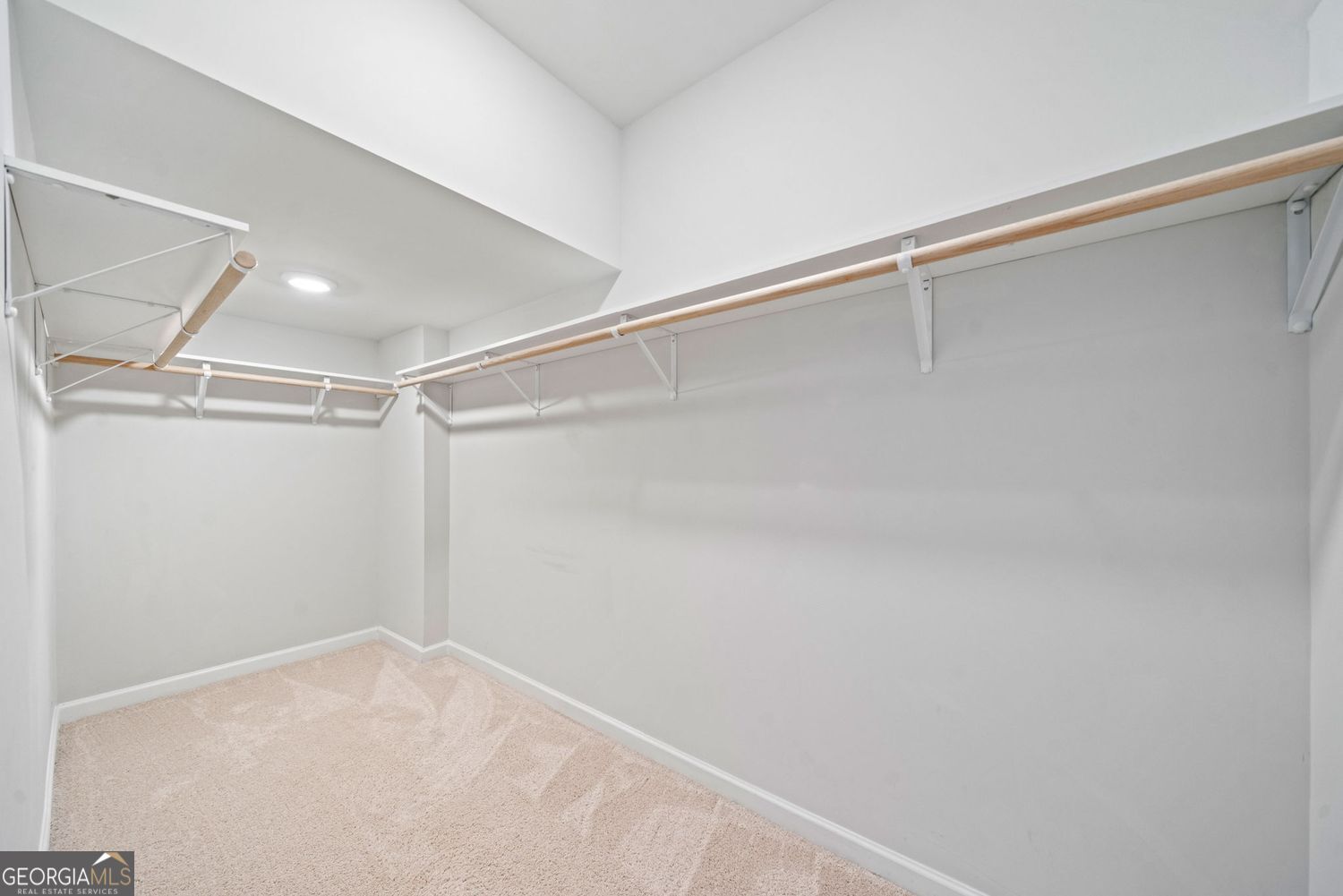 Doraville, Georgia 30360, United States, 4 Bedrooms Bedrooms, ,4 BathroomsBathrooms,Residential,Active,146928