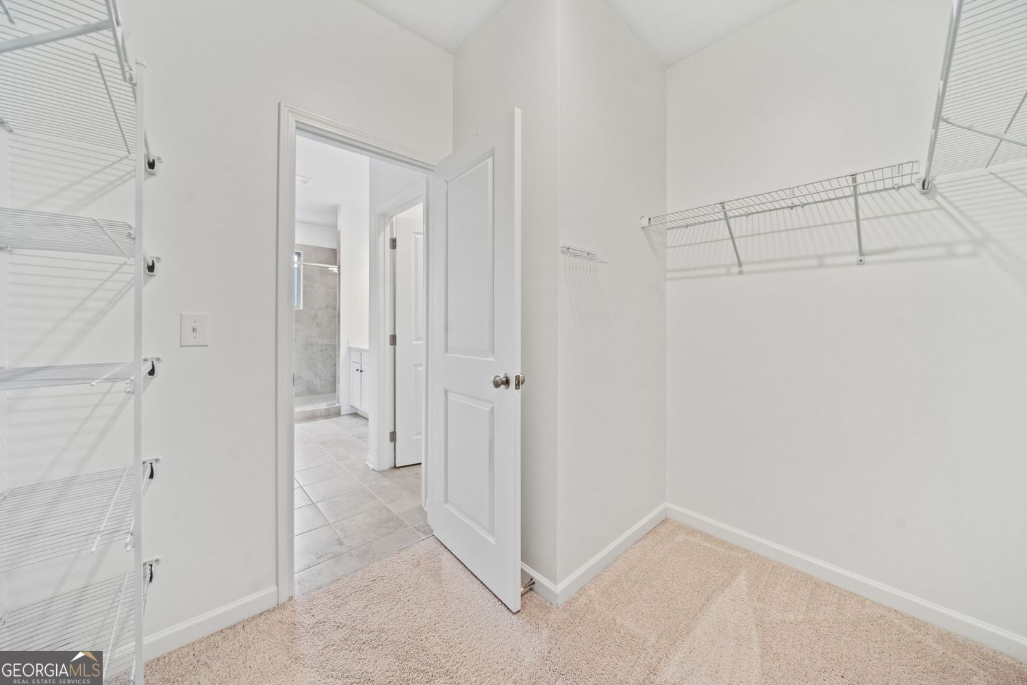 Doraville, Georgia 30360, United States, 4 Bedrooms Bedrooms, ,4 BathroomsBathrooms,Residential,Active,146928