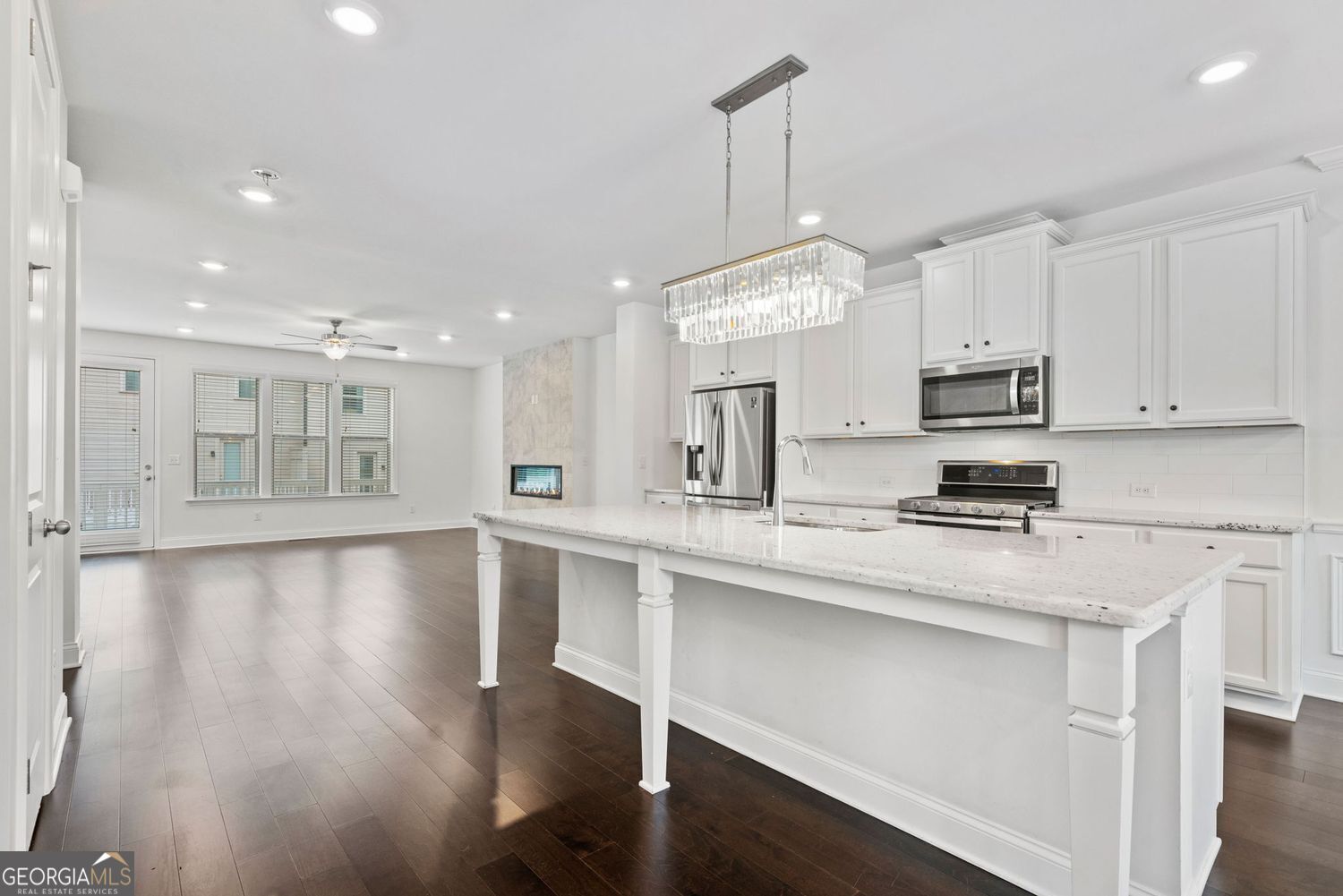 Doraville, Georgia 30360, United States, 4 Bedrooms Bedrooms, ,4 BathroomsBathrooms,Residential,Active,146928