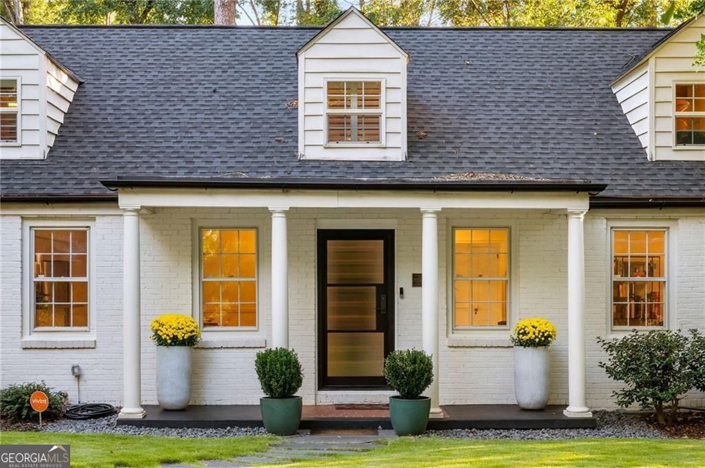 Photo of 2058 Lyle Avenue, College Park, GA 30337 (MLS # 10632185)