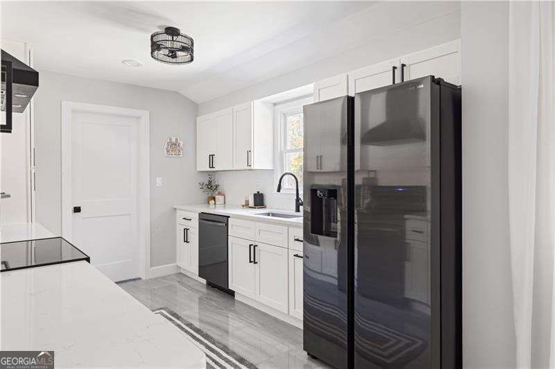 5925 Old Bill Cook RD